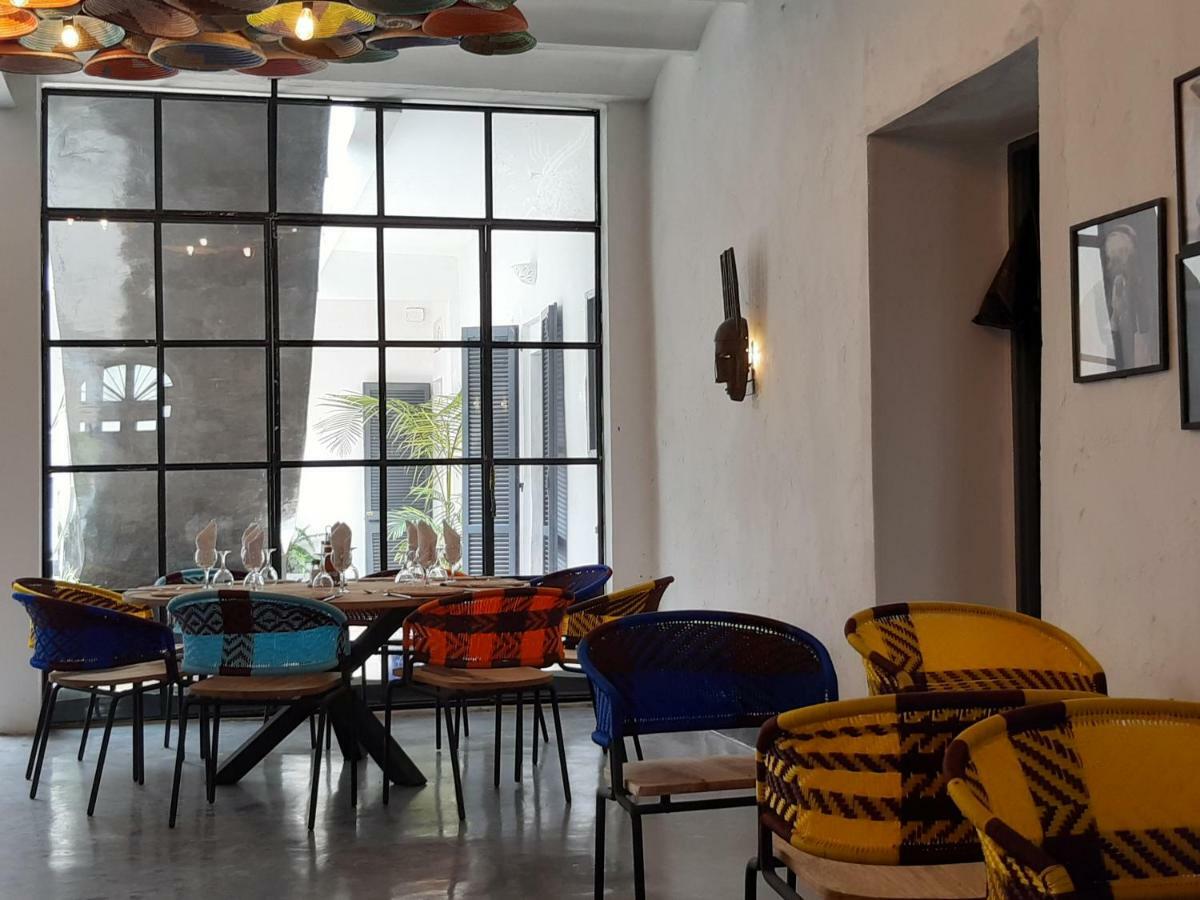 Siki Hotel Сен-Луи Экстерьер фото